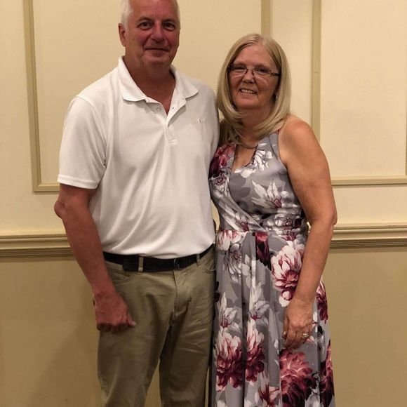 Meet your Posher, Cindy - Picture 1 of 1